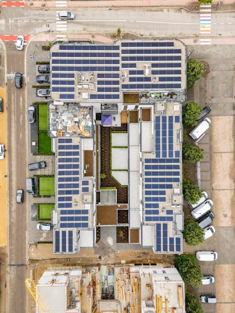 meta-build-realisatie-solar-20250304-zuidopstelling_platdak-2