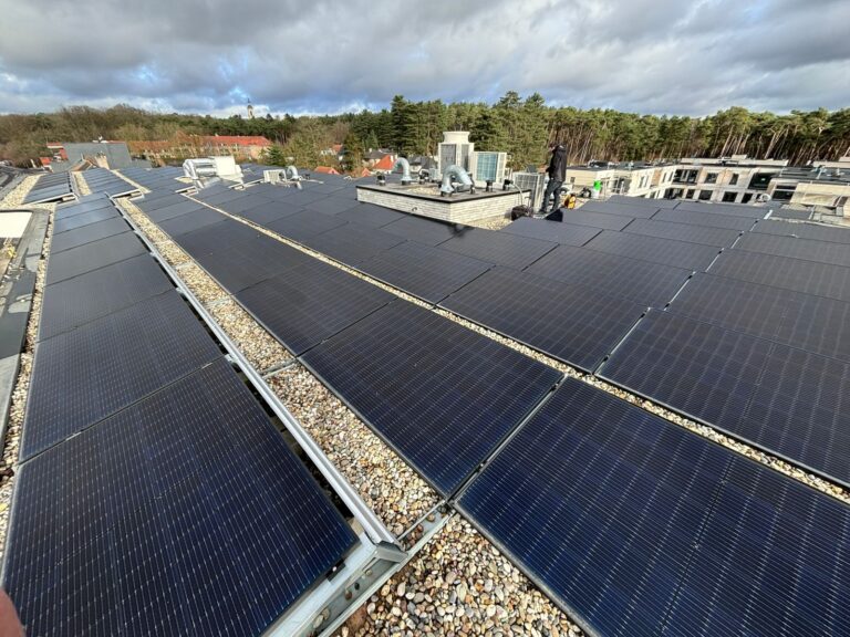 meta-build-realisatie-solar-20250304-zuidopstelling_platdak-7